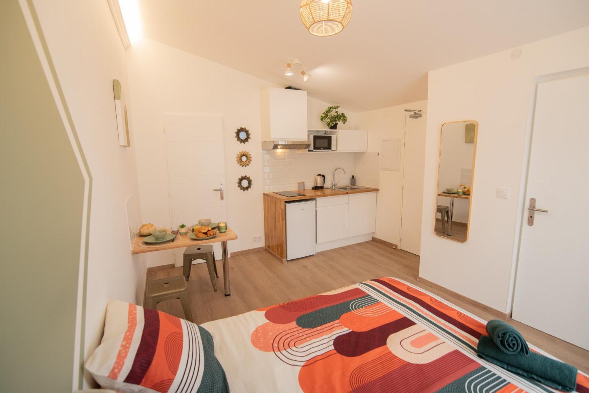Tout Confort ! Ville, Climatisation, Parking, Wifi, Calme, Tv Каркасон Екстериор снимка