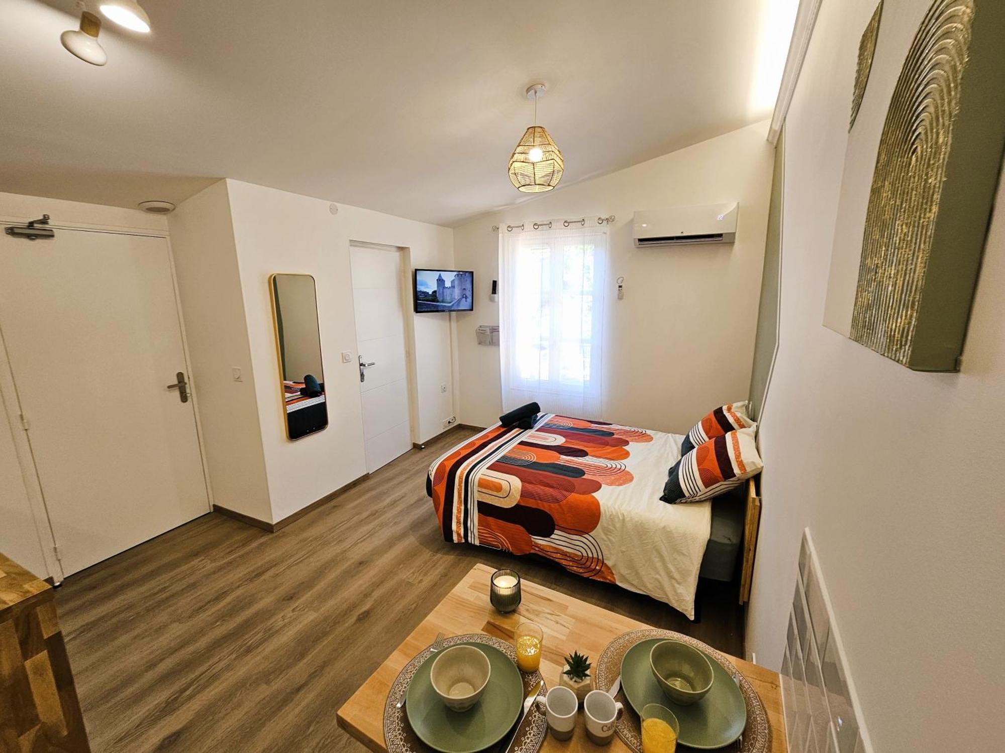Tout Confort ! Ville, Climatisation, Parking, Wifi, Calme, Tv Каркасон Екстериор снимка